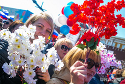 Первомайская демонстрация на Красной площади. Москва, 1 мая, цветы, первомай, праздник труда, первомайская демонстрация