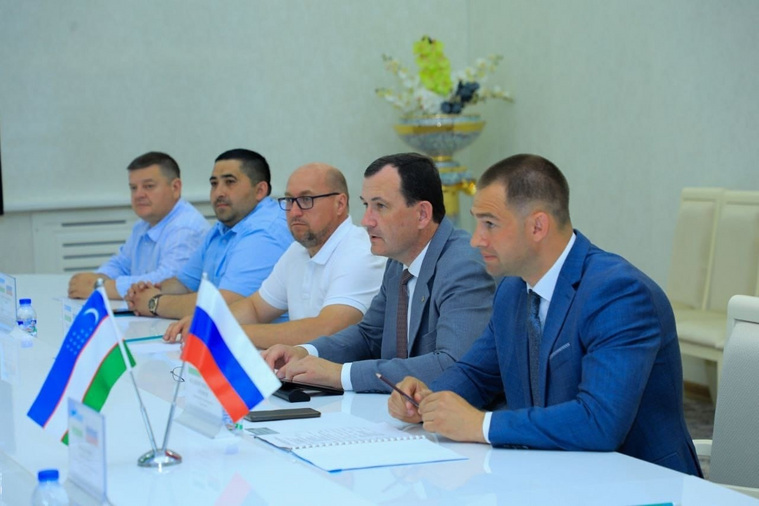 Курганская делегация во главе с замгубернатора Владимиром Архиповым отправилась в Узбекистан с бизнес-миссией