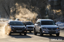 Презентация новой техники МЧС на площади Ленина. Курган, автомобили, холод, дорога авто, машины, выхлопные газы