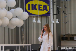 Закрытый магазин IKEA. Екатеринбург, логотип, ikea, вывеска, икеа