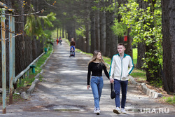 Городская романтика. Екатеринбург, влюбленные, пара, парк, романтика, ботанический сад, молодежь