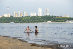 Вечер на реке Кама. Пермь, река кама, купание в реке, лето в городе, жара в городе, отдых на реке
