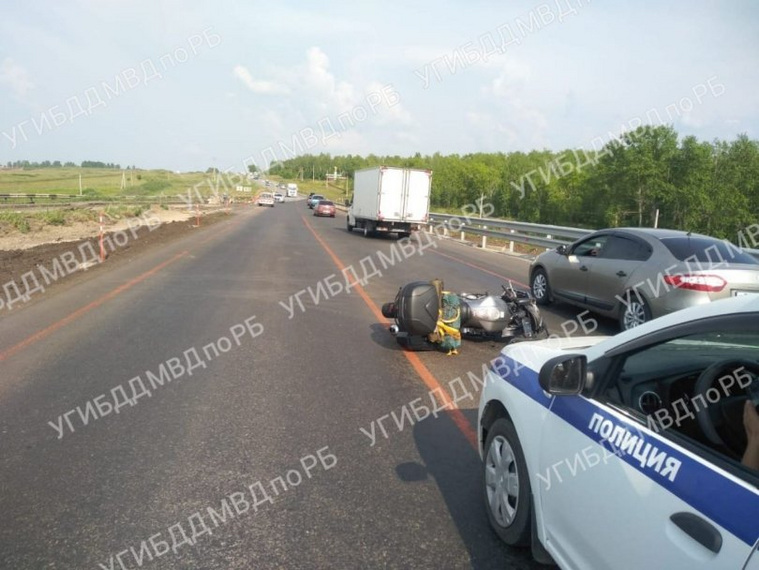 Авария произошла на трассе в Башкирии, причины ДТП устанавливаются
