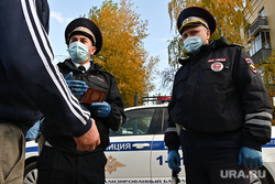 Совместный рейд полиции и транспортной инспекции по соблюдению масочного режима. Екатеринбург