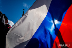 Встреча параолимпийской сборной на Красной Площади в Москве. Москва, спасская башня, российский флаг, триколор, флаг россии, кремль, красная площадь