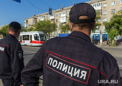Клипарт. Магнитогорск, полицейские, проверка, общественный транспорт, трамвай