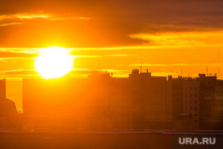 Клипарт. Нижневартовск, солнце, закат, спальный район, город, вечер