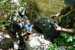 Схрон с оружием на окраине Херсона. Украина, Херсонская область, военная полиция, тайник, схрон с оружием, российские военнослужащие