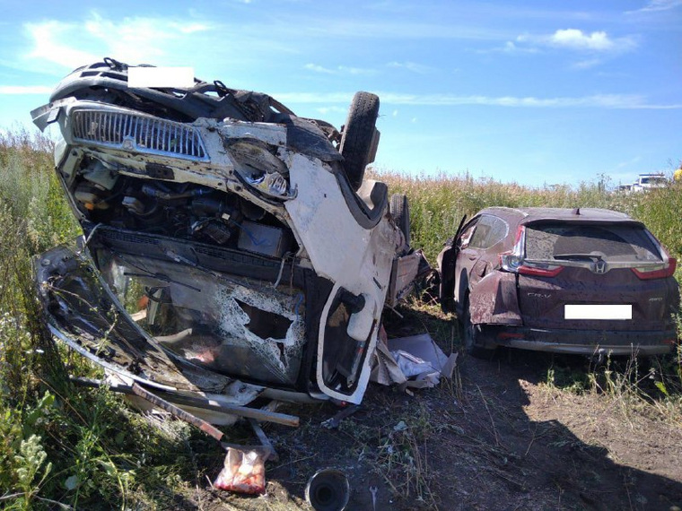 В ДТП пострадали оба водителя и пассажирка Honda
