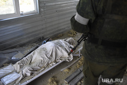 Волноваха после освобождения. ДНР, Волноваха, автомат, военные, погибшие, труп, днр, патруль, ополченец, местные жители, военная комендатура, мертвец, патрулирование, зачистка, солдат, народная милиция, волноваха, армия днр