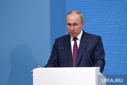 Песков заявил, что Путин не поедет на похороны экс-премьера Абэ