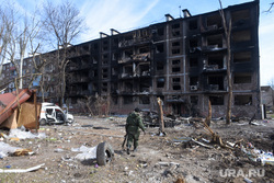 Обстановка в Мариуполе после освобождения. Украина, пожар, пожарище, руины, последствия, украина, мариуполь, война, разрушения, обстрел, сво, специальная военная операция