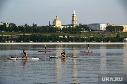 Вечер на реке Кама. Пермь, лето в городе, сап-серфинг, сап серфинг, река кама пермь, жара в городе, отдых на реке, сап на реке