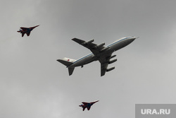 Репетиция воздушной части парада. Москва, миг-29, самолет, воздушный парад, пилотажная группа, воздушное звено, Ил-86ВКП