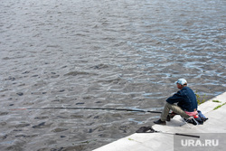 Виды Екатеринбурга, рыбак, пруд, удочка, река