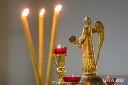Ночное пасхальное богослужение в Кафедральном соборе. Магнитогорск, свечи, ангел, церковь