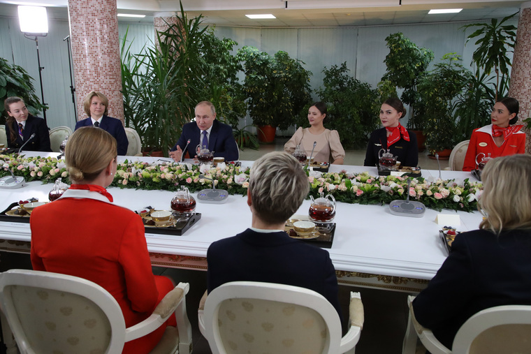 Надежда Яценко и Яна Ягодина побывали на личном приеме у президента Владимира Путина в честь 8 Марта