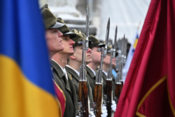 Официальный сайт президента Украины. Москва, флаг украины, ВСУ, украинские военные, вооруженные силы украины