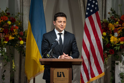 Официальный сайт президента Украины. Москва, флаг украины, зеленский владимир