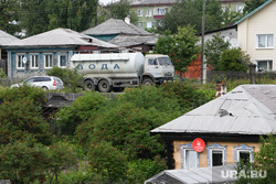 Поездка губернатора Евгения Куйвашева в Верхнюю Салду. Свердловская область, провинция, доставка воды, подвоз воды, вода, город верхняя салда