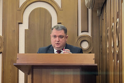 Глава Нижневартовска Дмитрий Кощенко осенью может уйти в отставку