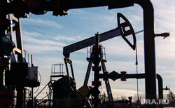 Клипарт. Сургут, сургутнефтегаз, качалка, экономика, добыча, нефть, месторождение, нефтедобыча, добыча нефти, черное золото, ресурсы, куст нефтегазовый, цены на нефть