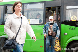 Виды города. Тюмень, транспорт, автобус, маршрутка, пассажиры автобуса