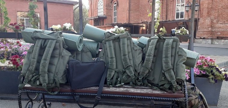 Казаки из нескольких городов собираются на полигоне в Оренбурге, чтобы пройти совместные тренировки