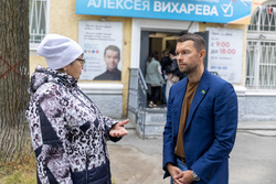 Диспансеризация проходила в приемной Алексея Вихарева