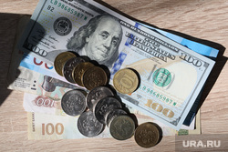 Доллары. Курган, монеты, валюта, мелочь, купюра, доллары, курс доллара, доллар