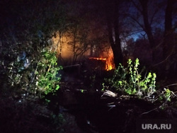 Пожар в поселке "Кадровик", Копейск, кадровик, пожар, огонь