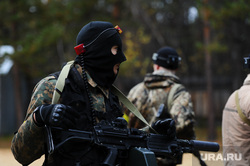 Лазертаг. Военная игра. Челябинск., маска, автомат, военные, оружие