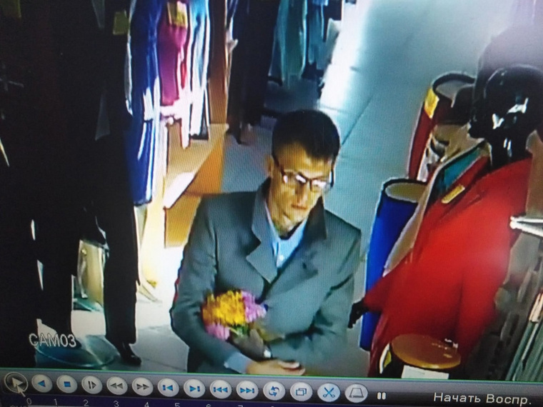 Продавцы магазина разыскивают мужчину,укравшего парик