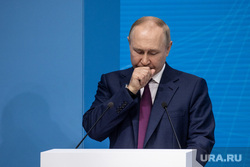 The Independent: власти Великобритании должны были пригласить Путина на похороны Елизаветы II