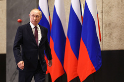 Президент РФ Владимир Путин заявлял, что мир больше не будет однополярным