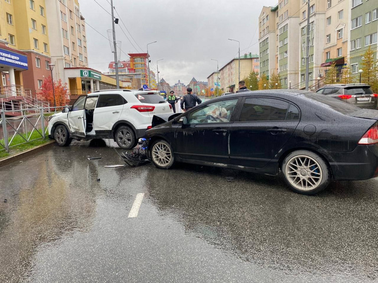 ДТП на улице Чубынина в Салехарде