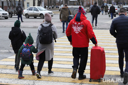 Посольство РФ: россиян на границе с Латвией заставляют письменно осуждать Москву