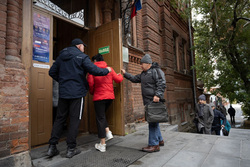В Екатеринбурге завершилось голосование на референдуме по присоединению Донбасса в РФ
