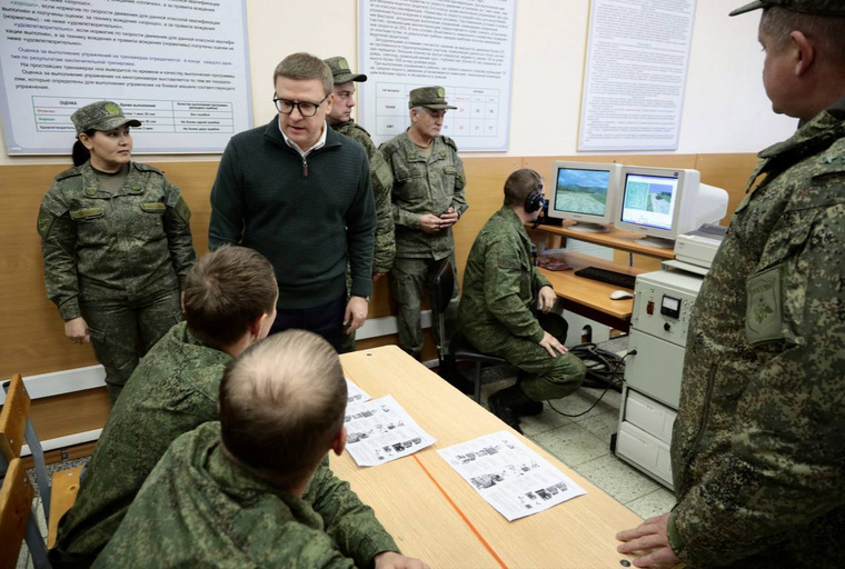 О решении властей губернатор Алексей Текслер сообщил, посетив танковую дивизию в Чебаркуле