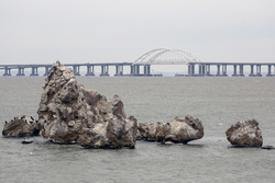Власти Крыма заявили о причастности Украины к пожару на мосту