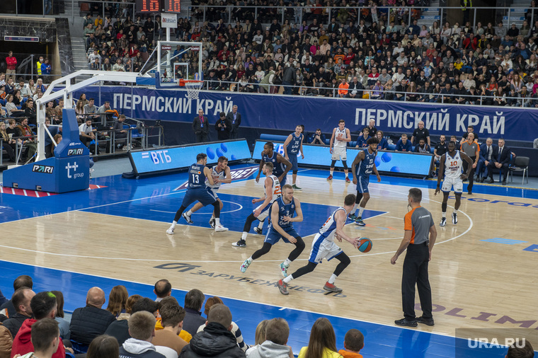 Баскетбол, кубок ВТБ, Парма (Пермь) - Зенит (Санкт Петербург).