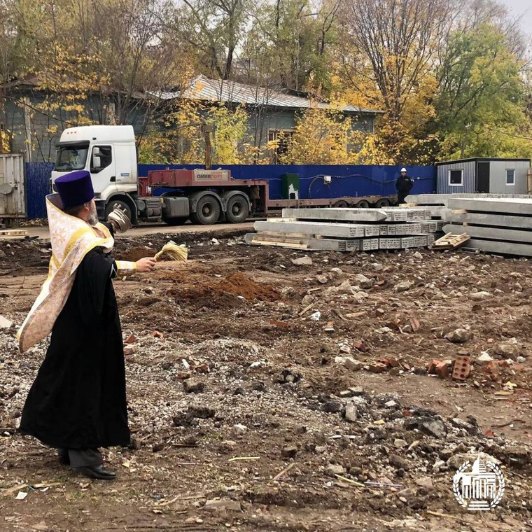 Отец Сергей провел обряд