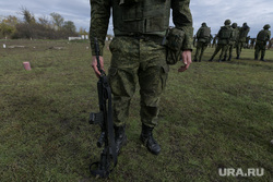 Мобилизованные резервисты на полигоне в Донецкой области. ДНР, армия, военные, солдаты, амуниция, военные сборы, экипировка, полигон, резервисты, мобилизованные