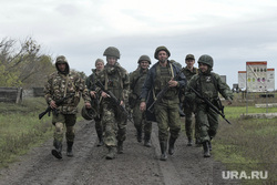 Мобилизованные резервисты на полигоне в Донецкой области. ДНР, армия, военные, солдаты, оружие, стрелки, военные сборы, пехота, полигон, резервисты, мобилизованные, пехотинцы