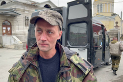 По словам Игоря, в последний раз он соприкасался с армией 20 лет назад, поэтому азы еще предстоит вспомнить