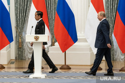 Президент Индонезии и России в Кремле. Москва