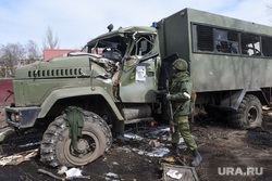 Волноваха после освобождения. ДНР, Волноваха, военные, днр, патруль, ополченец, военная комендатура, военный патруль, патрулирование, зачистка, фронт, боевые действия, солдат, всу, линия соприкосновения, народная милиция, комендатура, волноваха, разбитая техника, армия днр, армия украины
