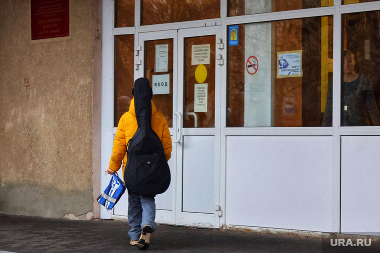 В школе искусств, где находился пункт сбора, возобновлены занятия детей