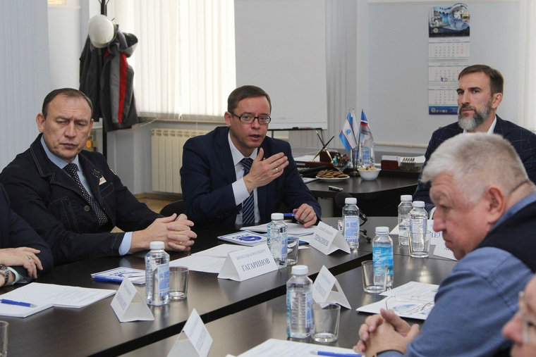 Глава Каменска-Уральского 26 октября провел заседание Совета директоров предприятий города