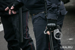 Клипарт "Полиция, доставка подследственного". Москва, полиция, спецсредства, полицейский, наручники